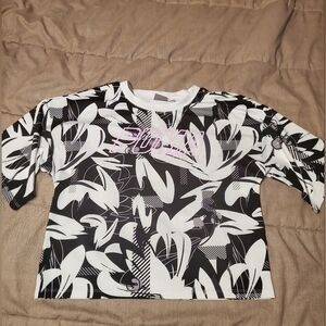 Puma Kids Girls Black White T-Shirt Pink Logo Short Sleeve Top Size M(8-10)